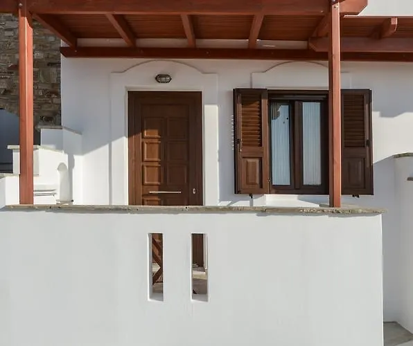 Aparthotel Kastraki 3*